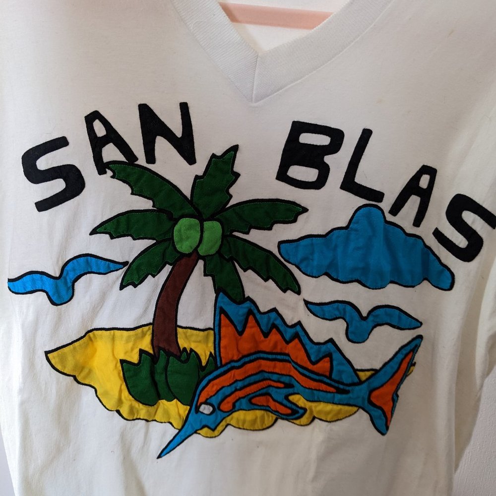 Vintage 80s Quilted Graphic T-Shirt